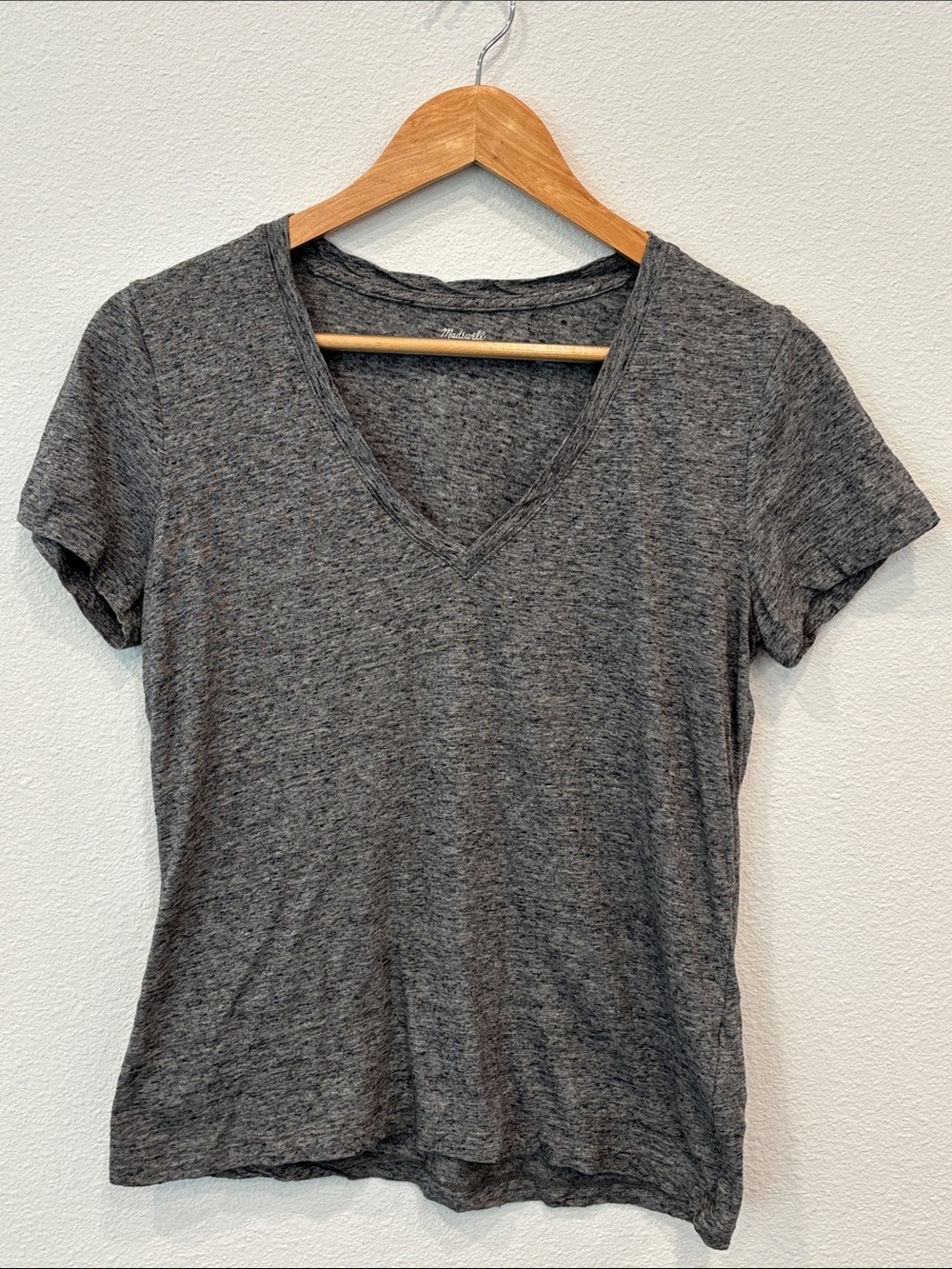 Madewell Women’s Heathered Gray V-Neck Short Sleeve Tee Size S